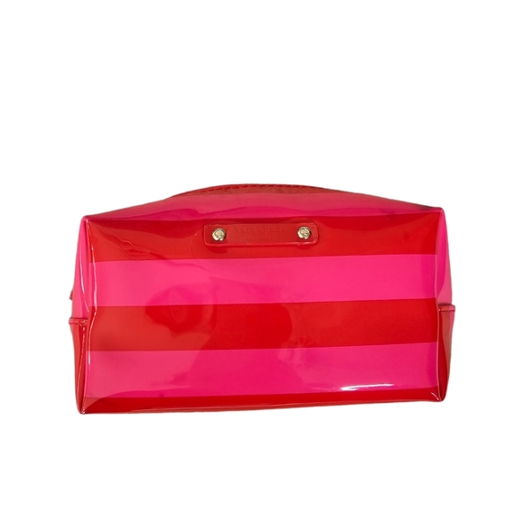 Kate Spade New York Patent Leather Pammy Tote with Cosmetic bag. - Picture 4 of 9